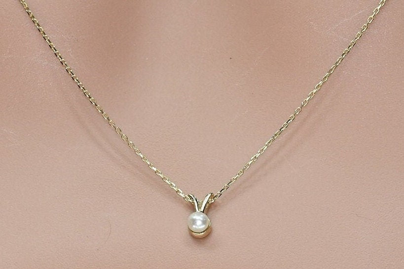 Solid Gold Natural Pearl Necklace, Real Gold Dainty Pearl Necklace, Premium Pearl Necklace For Her, Handmade Fine Jewelry by Selanica