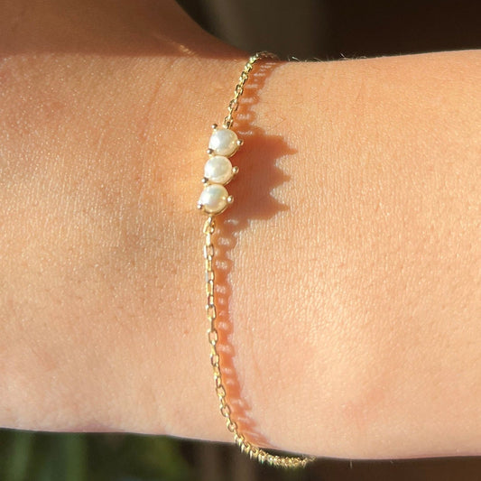 Solid Gold Natural Pearl Bracelet, Dainty Chain Bracelet, Real Gold Bracelet For Her, Handmade Fine Jewelry by Selanica