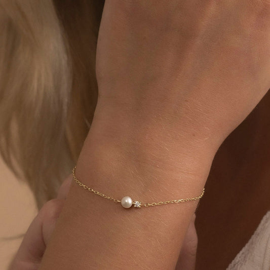 Solid Gold Natural Pearl Bracelet, Dainty Chain Bracelet, Real Gold Premium Bracelet For Her, Handmade Fine Jewelry by Selanica