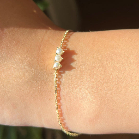 Solid Gold Natural Pearl Bracelet, Dainty Chain Bracelet, Real Gold Bracelet For Her, Handmade Fine Jewelry by Selanica